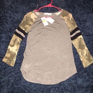 camo half sleeve shirt